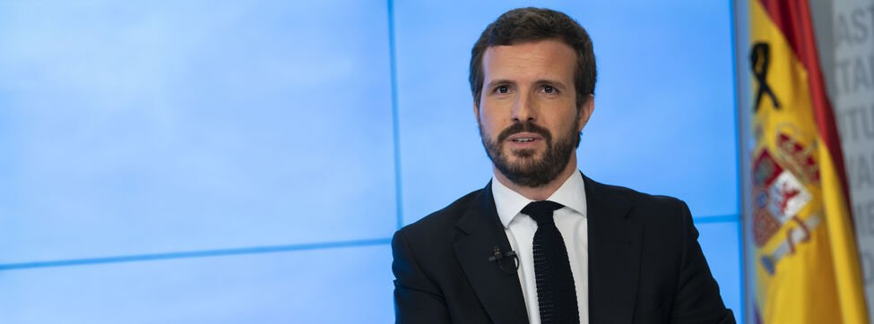 Casado evita comprometerse con más fondos para la sanidad pública: "El sector público se financia con el privado"