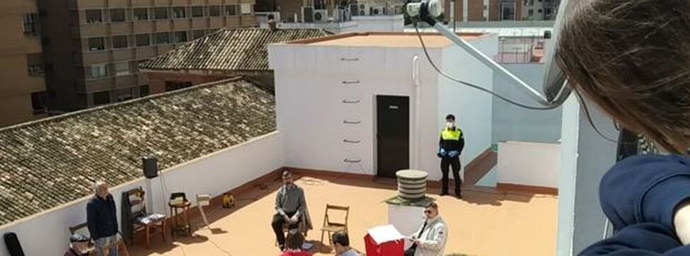 Decenas de curas (y algún obispo) se saltan el confinamiento y celebran misas 'clandestinas' con presencia de fieles