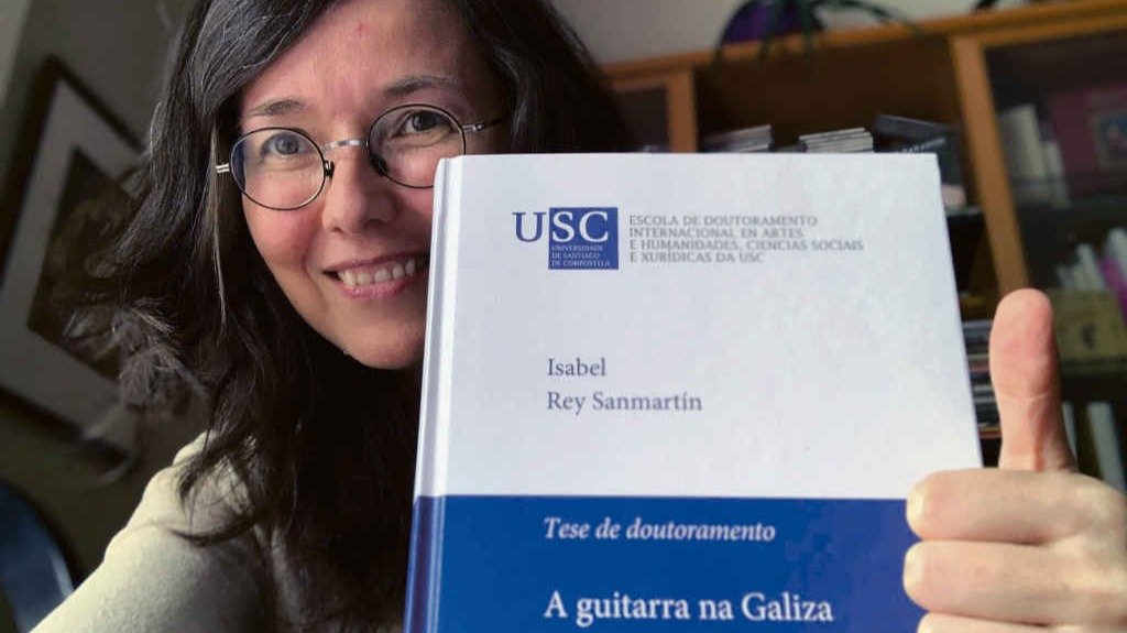 Isabel Rei Samartim, profesora de conservatorio: "Coa miña tese demostro que a guitarra  é un instrumento galego desde sempre"