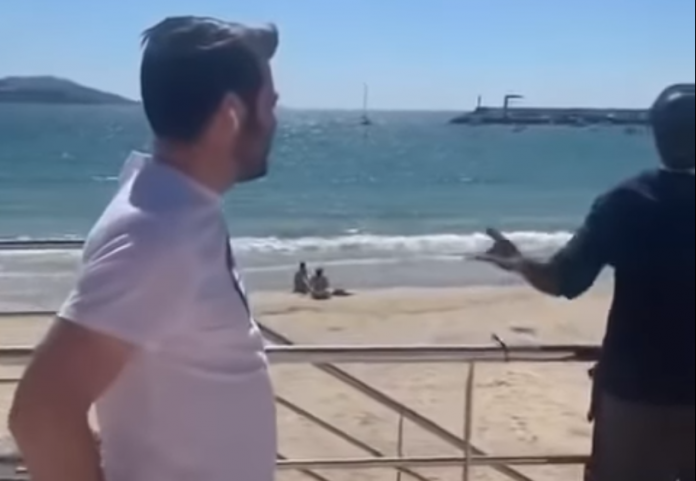 O xornalista de Madrid Javier Negre que saltou a corentena presume nun vídeo de encararse cun manteiro en Nigrán