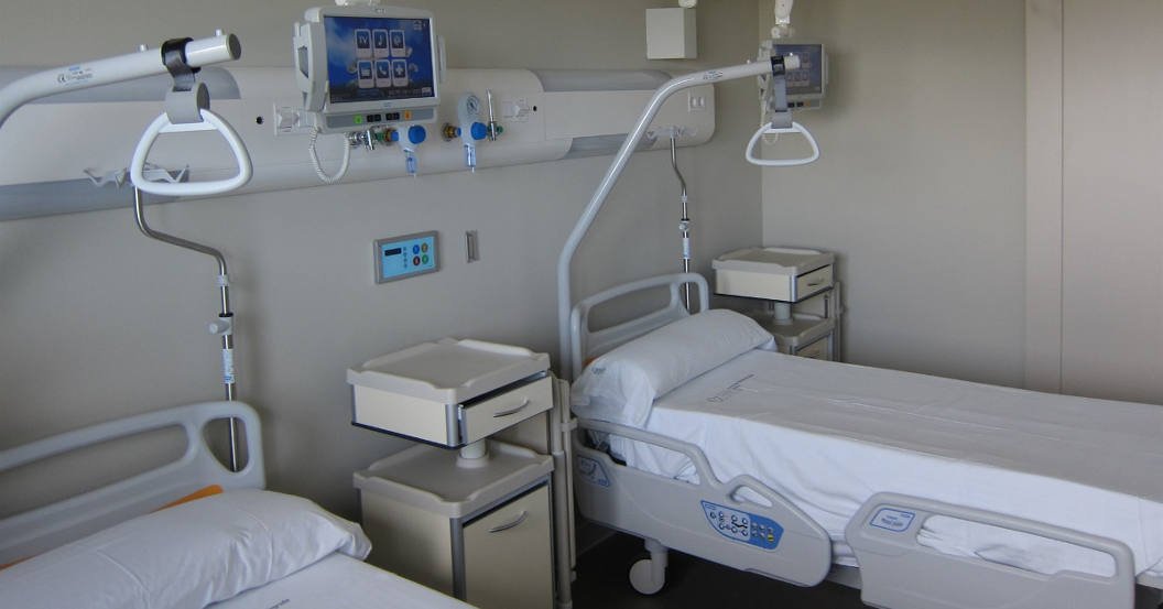 Enfermeiras denuncian o peche de 400 camas hospitalarias na Galiza este verán
