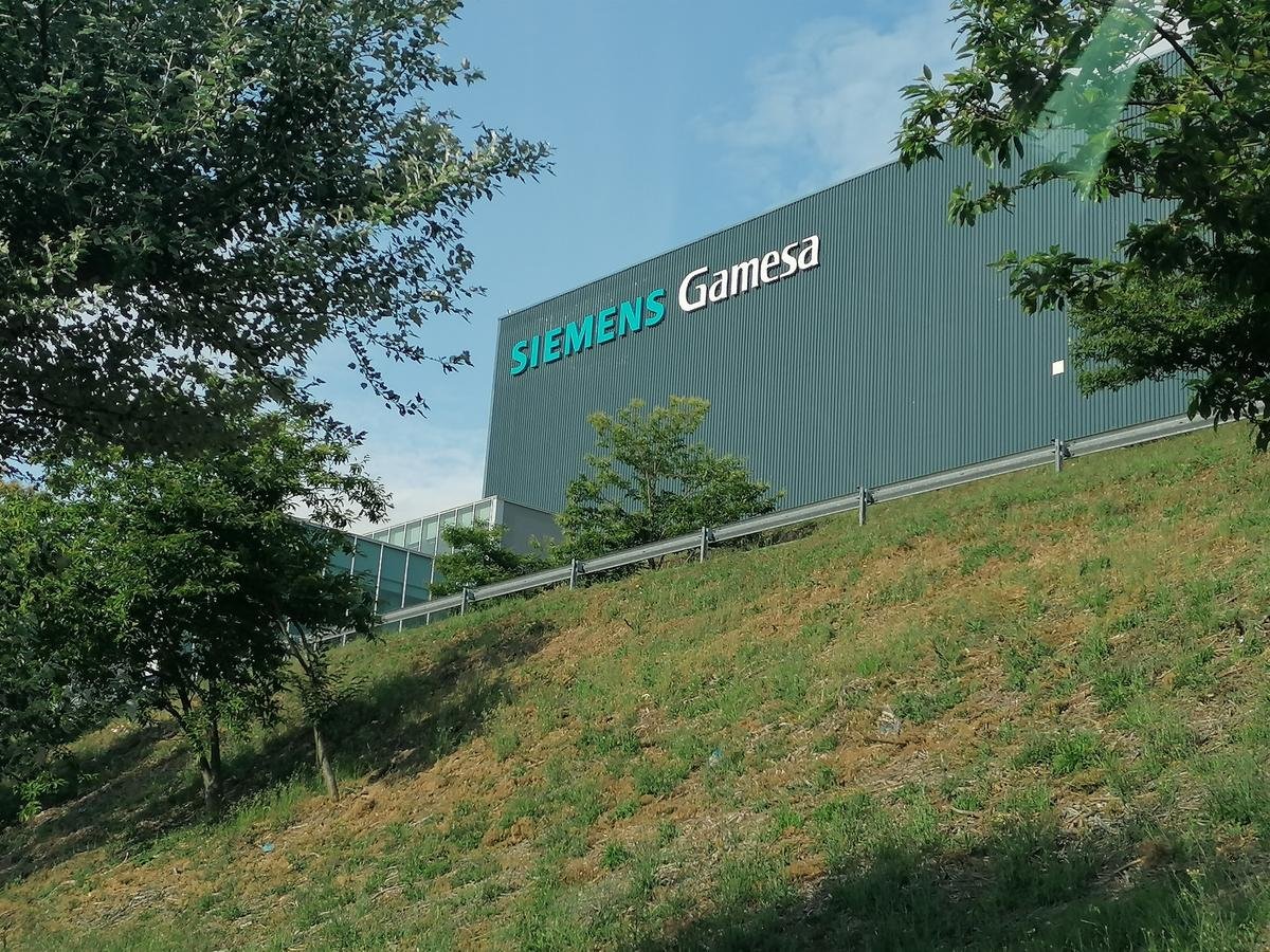 Novos despedimentos de multinacionais en Galicia: Siemens Gamesa botará 52 operarios