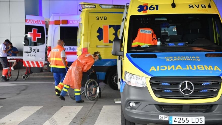 Las UCI de A Coruña ya superan el pico de ingresos por COVID de la primera ola - La Opinión de A Coruña