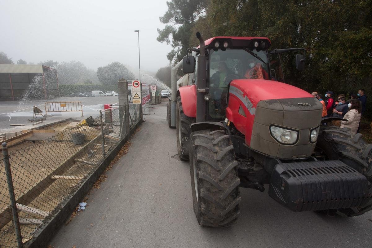 O Sindicato Labrego chama ao boicot de produtos de Lactalis Puleva polos baixos prezos que paga a gandeiros