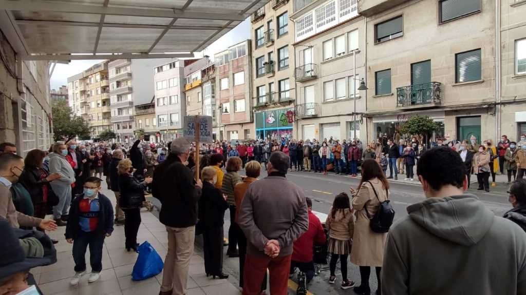 Manifestación en Moaña polo desvío das urxencias sanitarias a Cangas