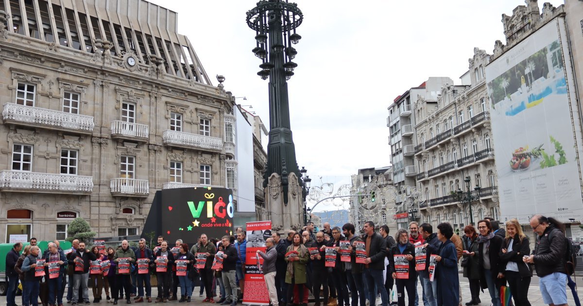 O comité da CRTVG acusa a dirección de "represalias" por convocar a manifestación "en rescate dos medios públicos" - Praza Pública