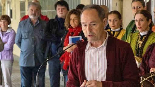 O barrio coruñés de Montealto homenaxea a Manuel María e a Saleta Goi