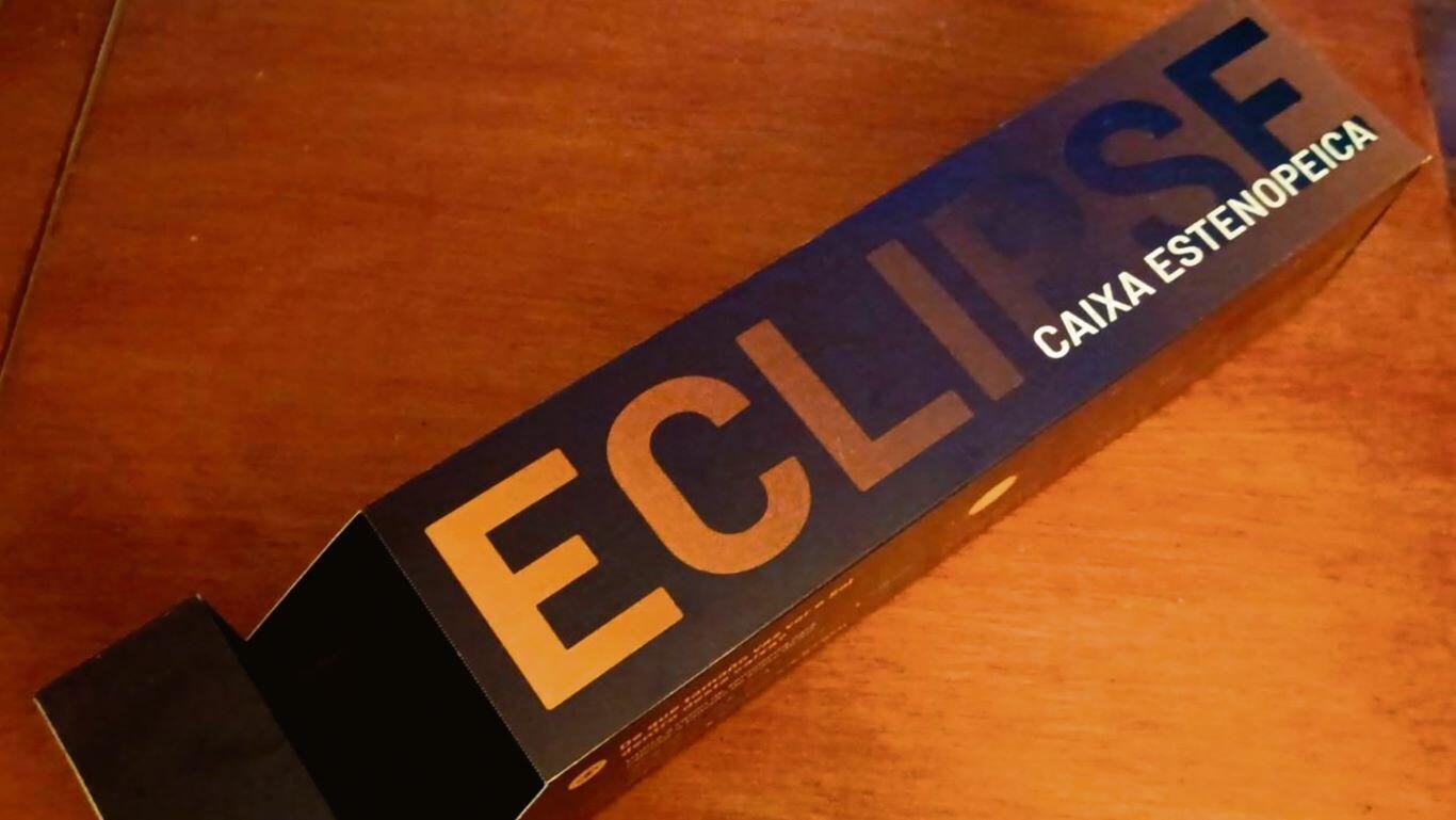 Ver a eclipse sen mirar o Sol